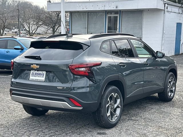 New 2026 Chevrolet Trax LT w/ Driver Confidence Package image 2