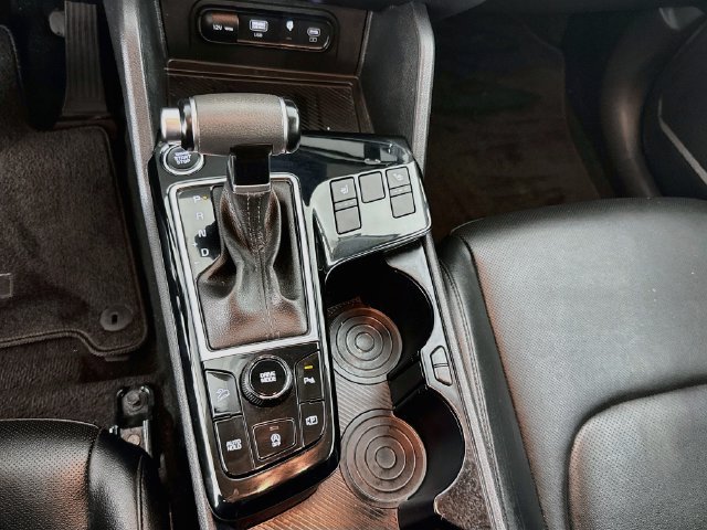 Used 2024 Kia Sportage EX FWD image 17