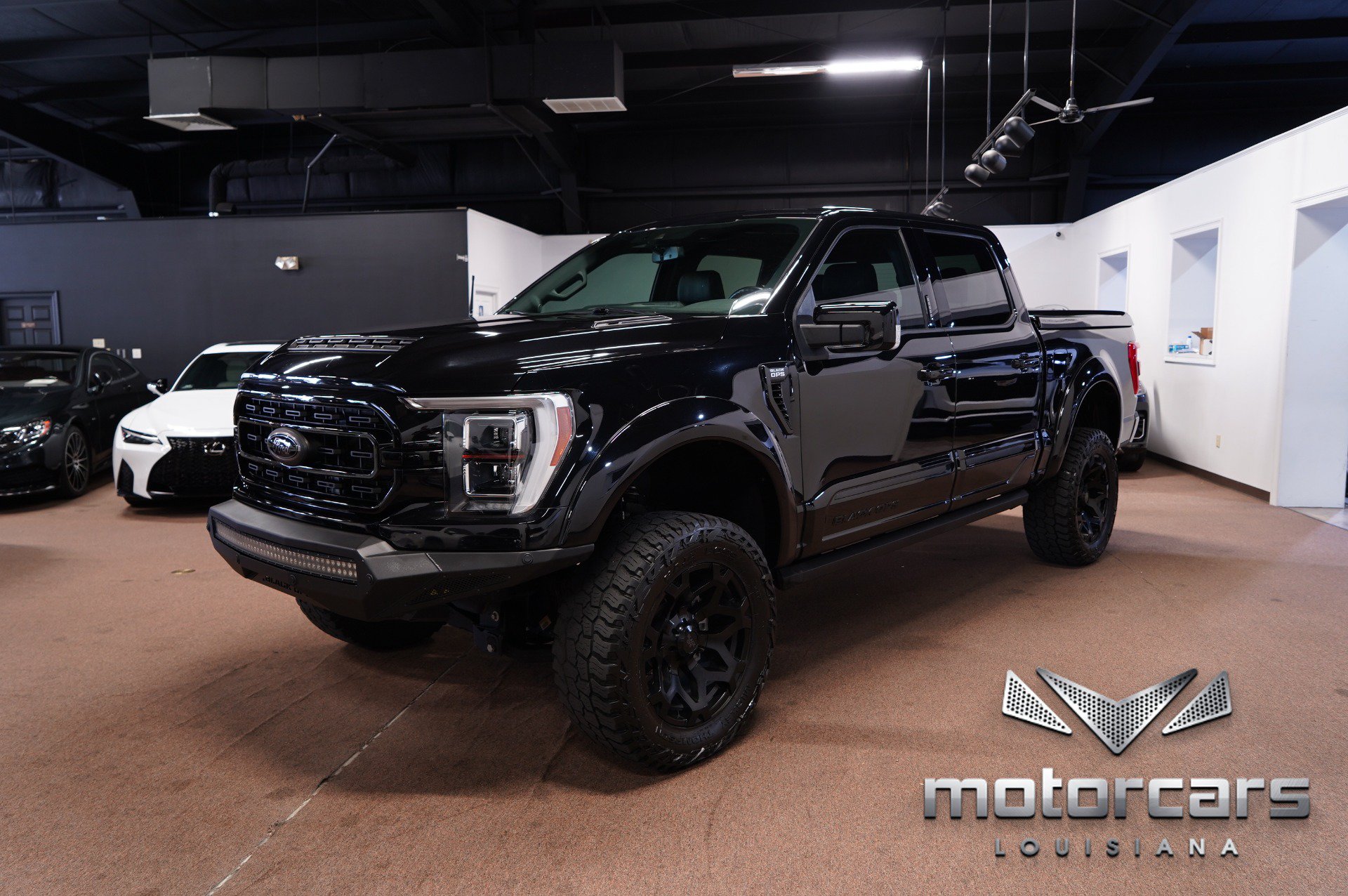 Used 2021 Ford F150 Lariat w/ Equipment Group 502A High AWD/4WD image 3