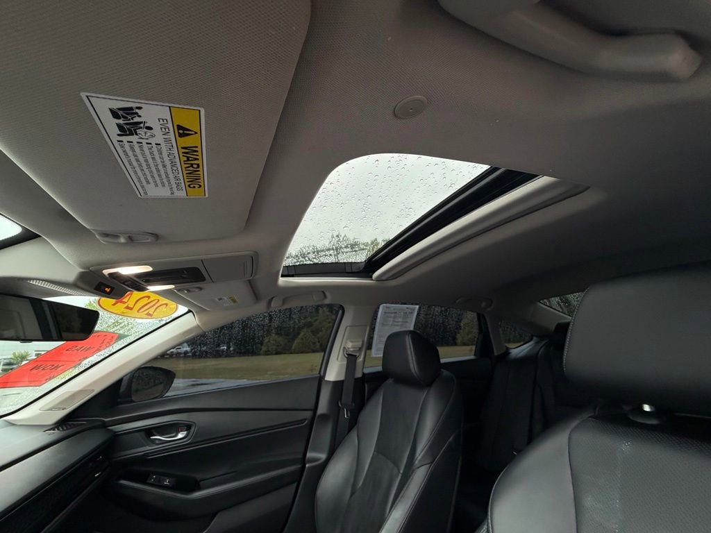 Used 2024 Honda Accord Touring image 25
