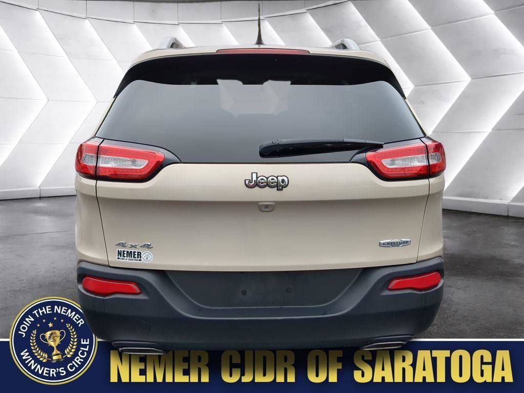 Used 2015 Jeep Cherokee Latitude w/ Cold Weather Group image 5