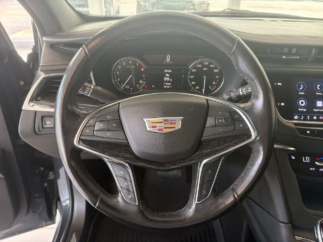 Certified 2020 Cadillac XT5 Premium Luxury w/ LPO, Floor Liner Package FWD image 32