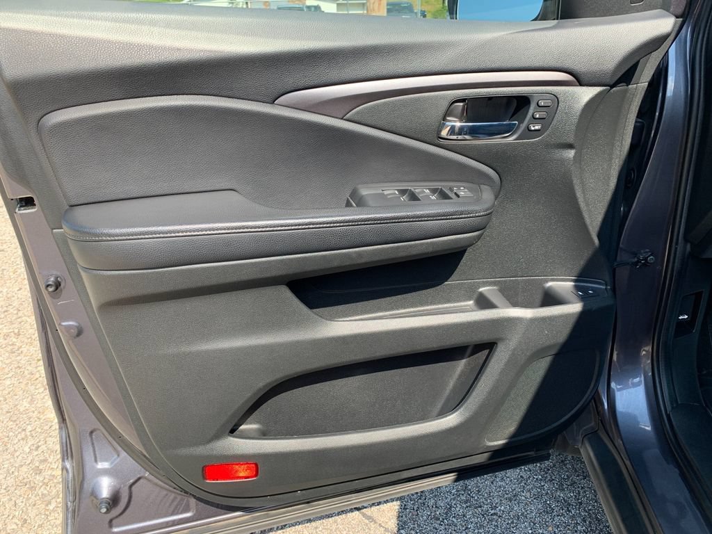 Used 2020 Honda Passport EX-L image 12