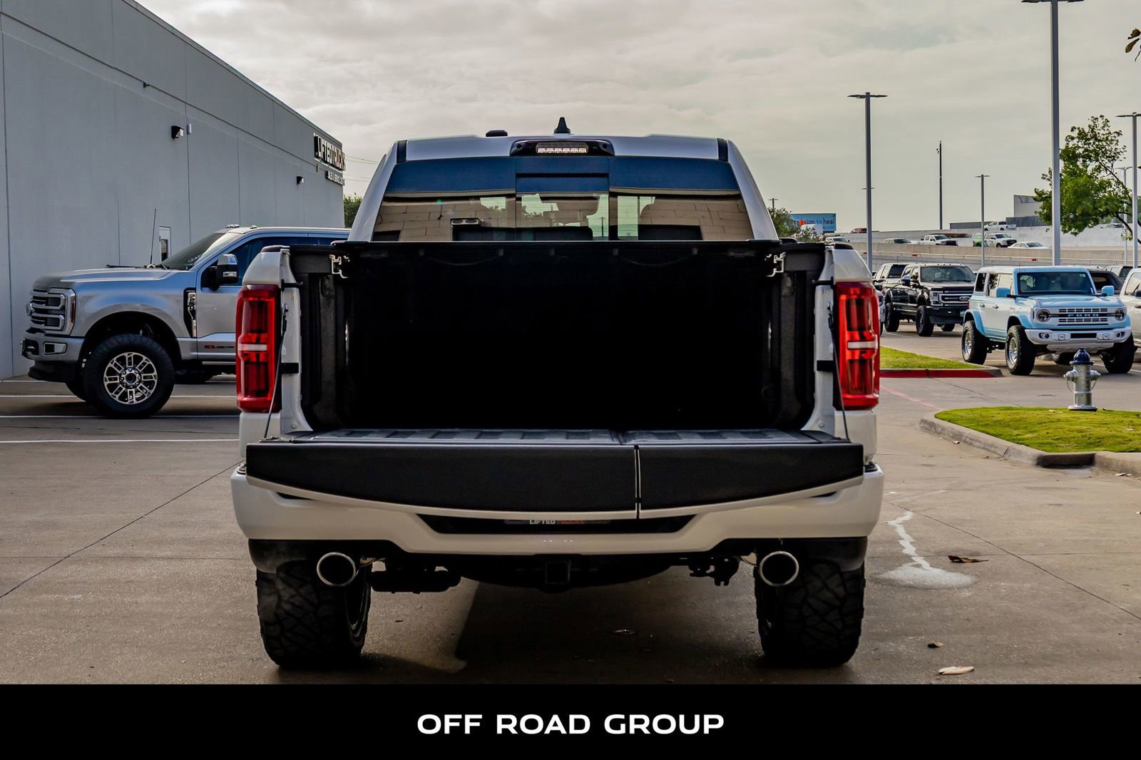 Used 2025 RAM 1500 Tungsten w/ Off Road Group image 9