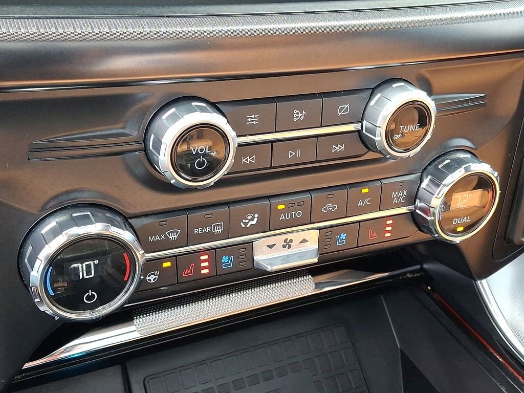 Used 2021 Ford F150 Platinum w/ Equipment Group 701A High image 17