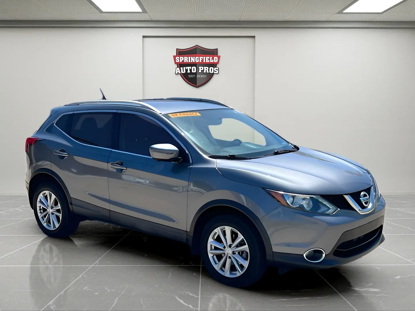 Used 2017 Nissan Rogue Sport SV w/ SV Premium Package image 7