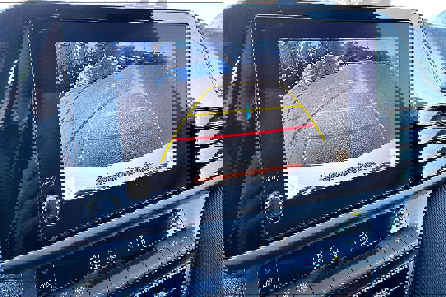 Used 2025 Toyota Camry LE image 20