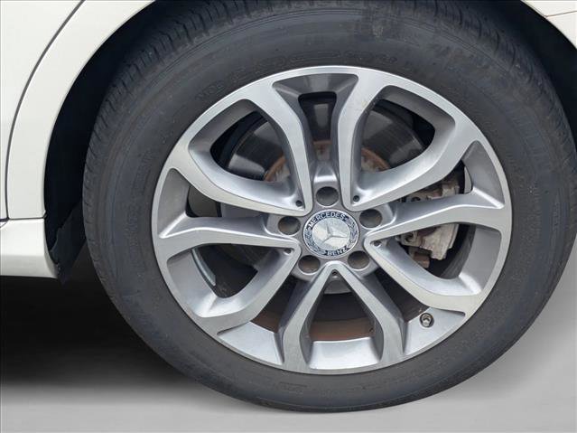 Used 2015 Mercedes-Benz C 300 4MATIC Sedan image 15