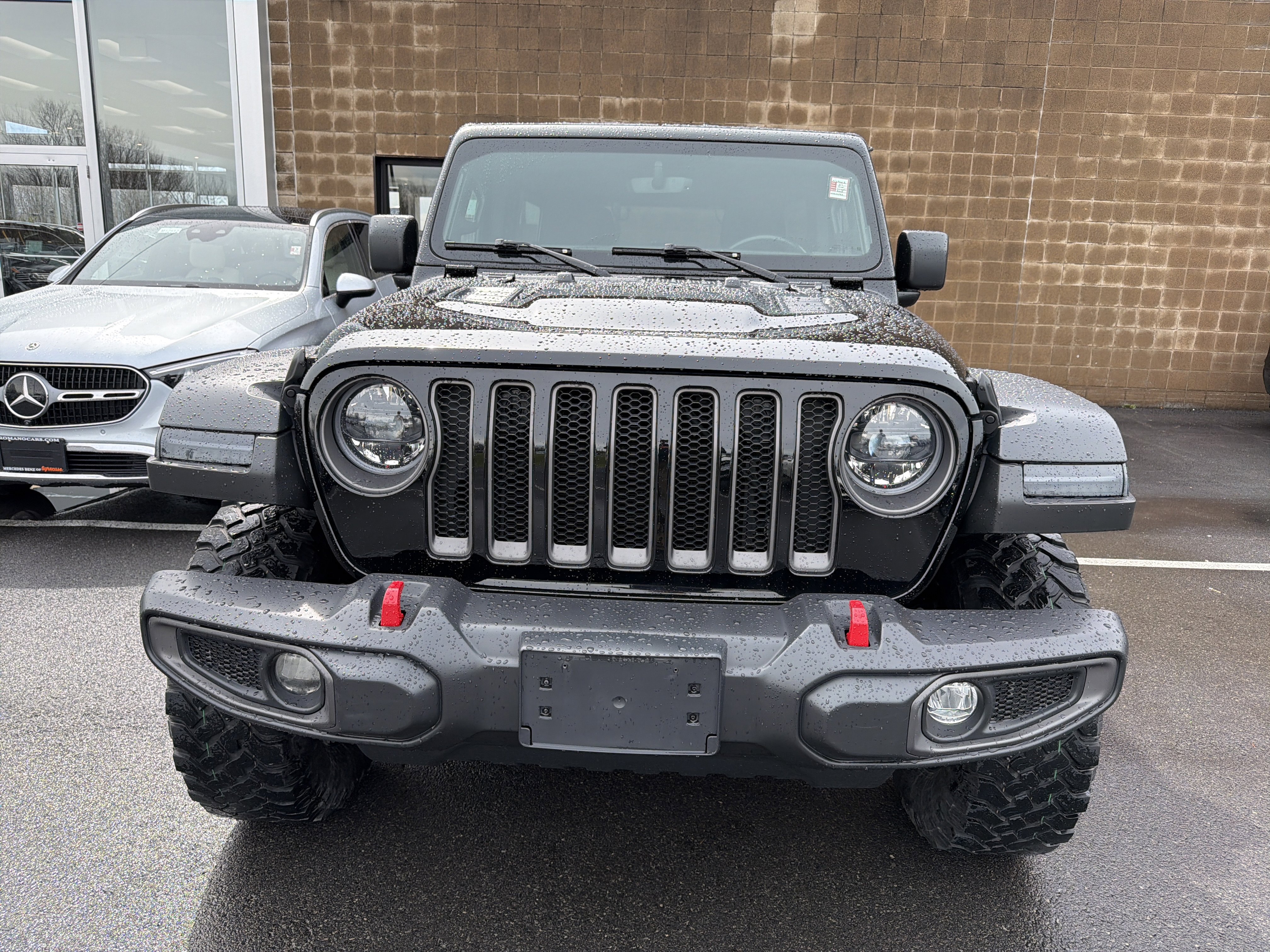 Used 2023 Jeep Wrangler Unlimited Rubicon w/ LED Lighting Group image 3