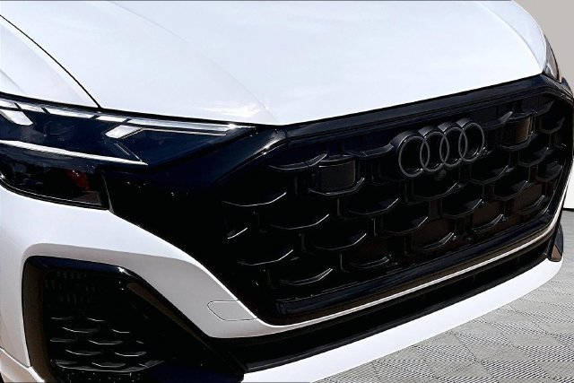 New 2026 Audi Q8 Premium Plus AWD/4WD image 30