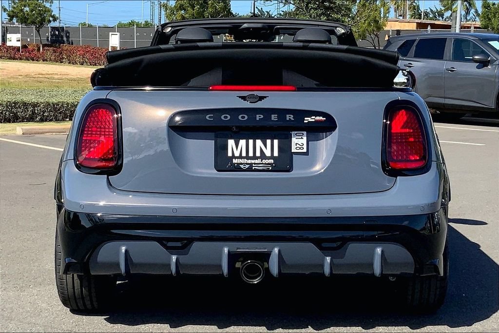 New 2026 MINI Cooper John Cooper Works FWD image 4