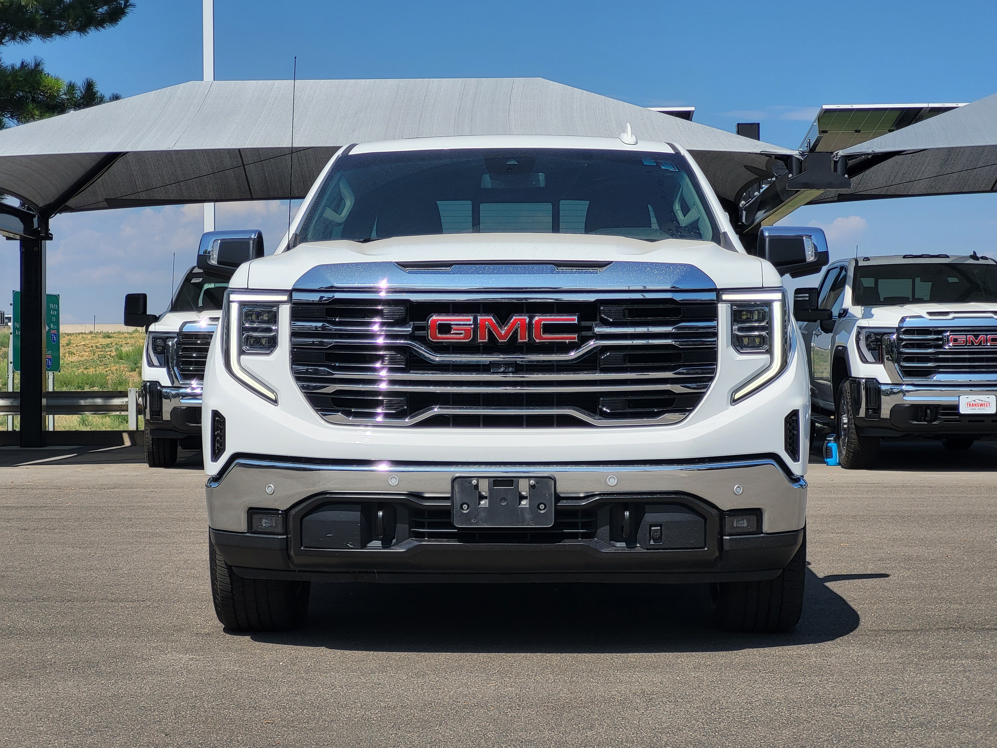 Used 2024 GMC Sierra 1500 SLT w/ SLT Premium Plus Package AWD/4WD image 2
