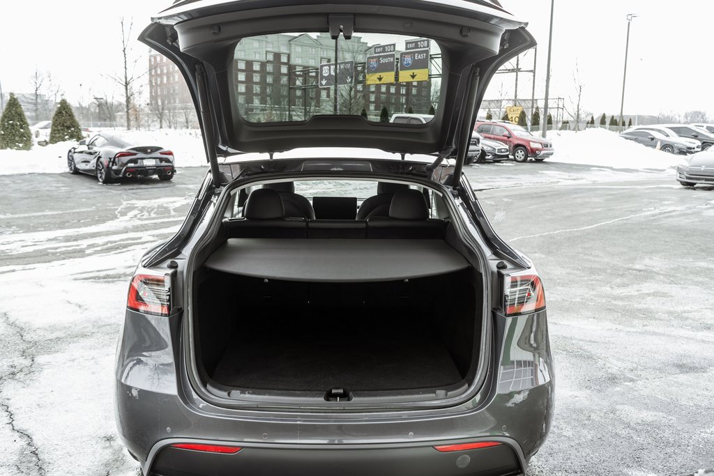 Used 2022 Tesla Model Y Performance image 27