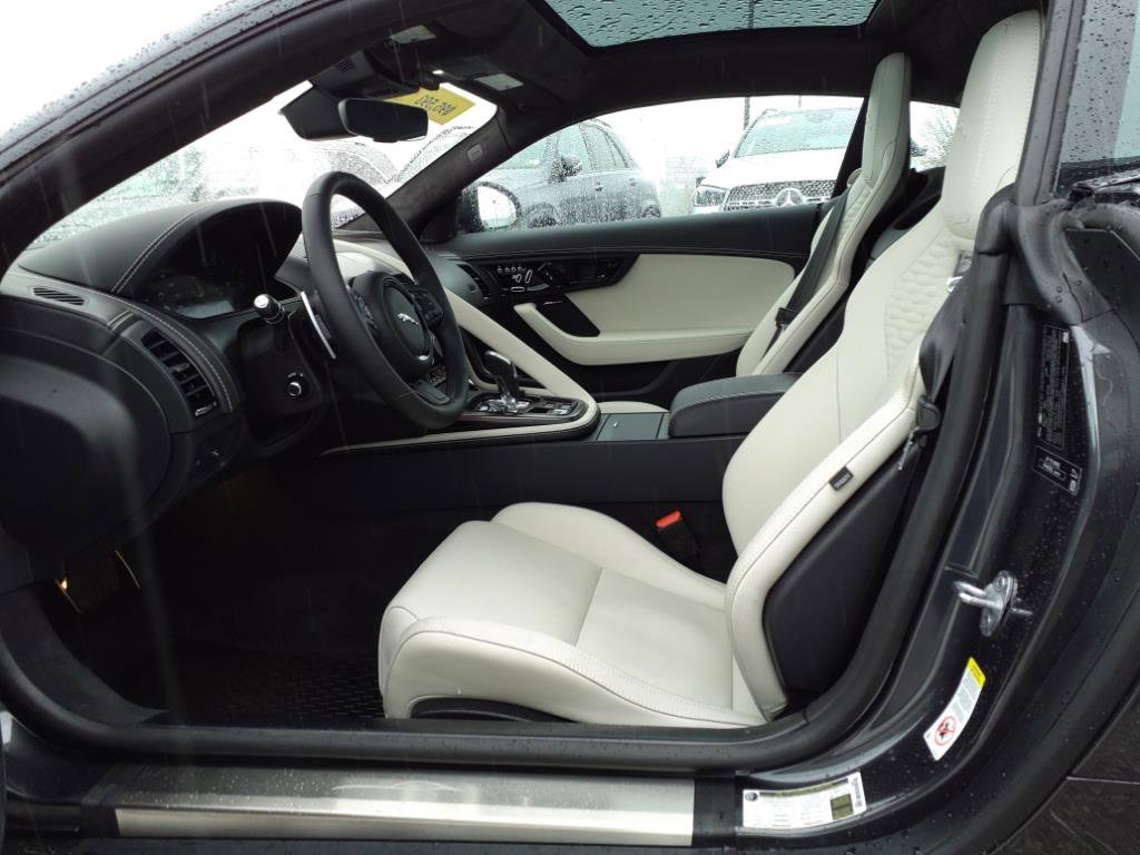 New 2024 Jaguar F-TYPE Coupe AWD image 9