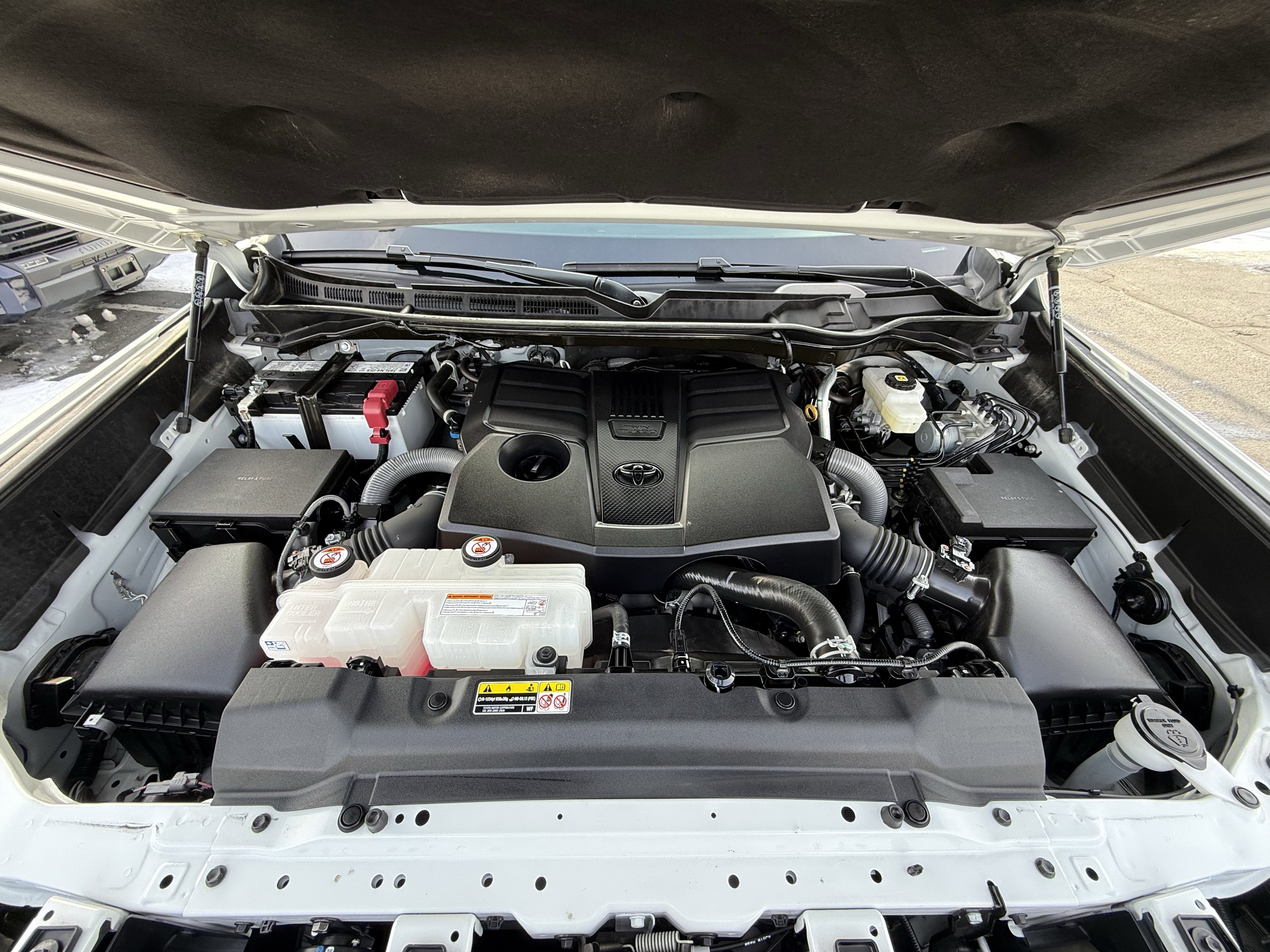 Used 2025 Toyota Tundra Limited image 27