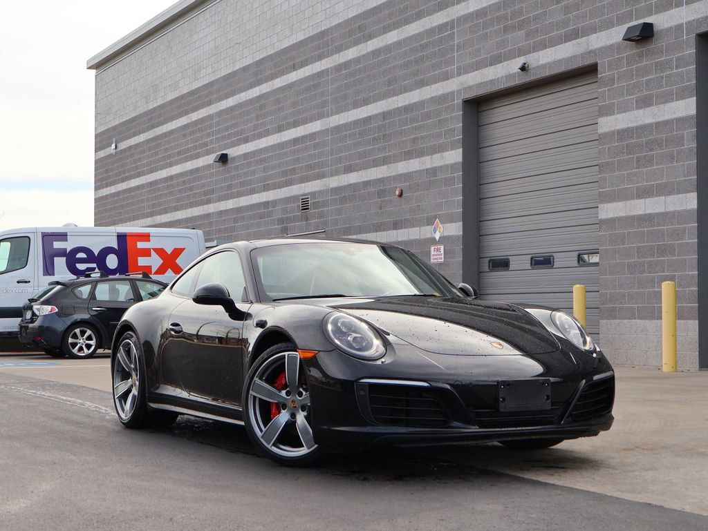 Used 2017 Porsche 911 Carrera 4S image 1