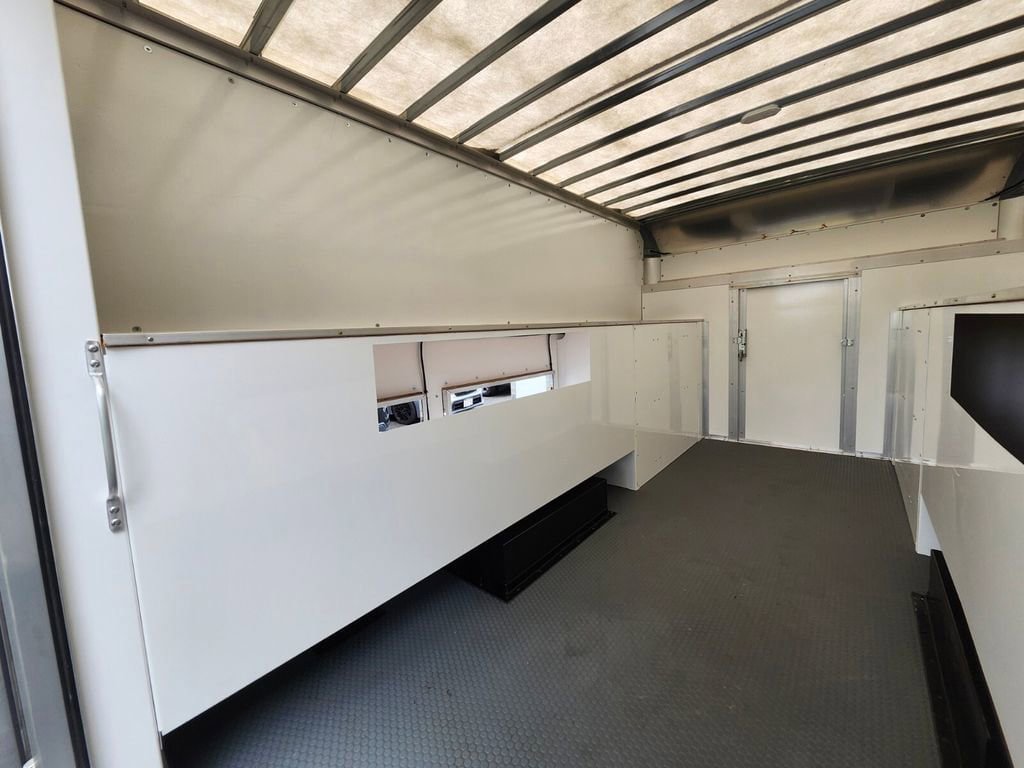 Used 2022 Chevrolet Express 3500 w/ Power Convenience Package RWD image 24