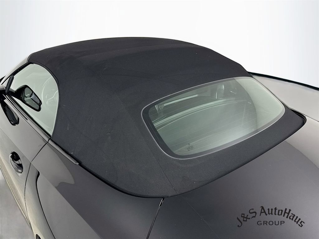 Used 2025 BMW Z4 sDrive30i image 16