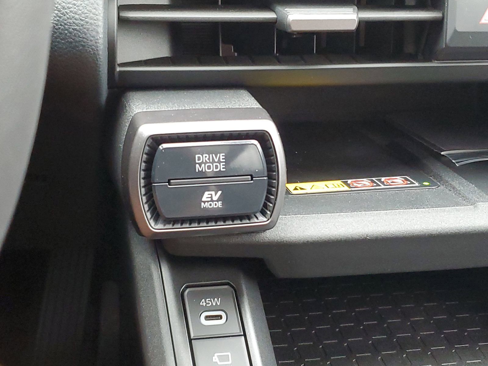 New 2026 Toyota RAV4 XSE image 29