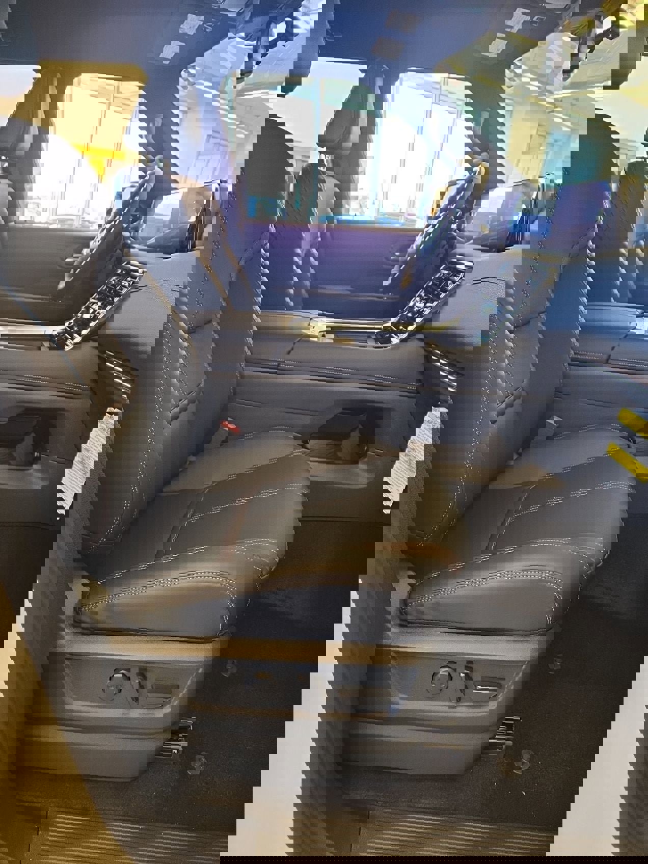 New 2026 Nissan Armada SL image 12