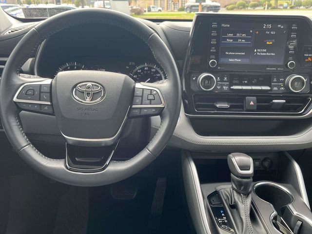 Used 2021 Toyota Highlander XLE image 22