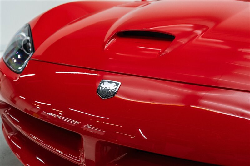 Used 2004 Dodge Viper SRT-10 RWD image 21