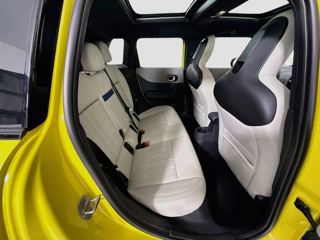 Used 2025 MINI Cooper S FWD image 22