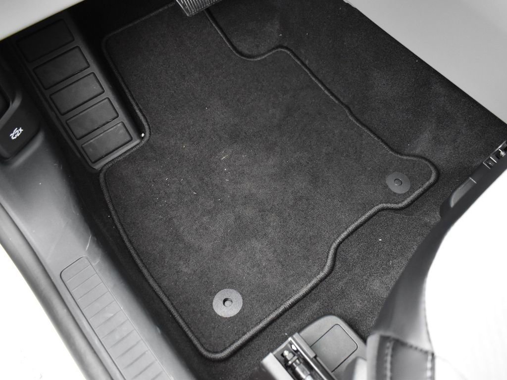 New 2025 Ford Escape SE image 13