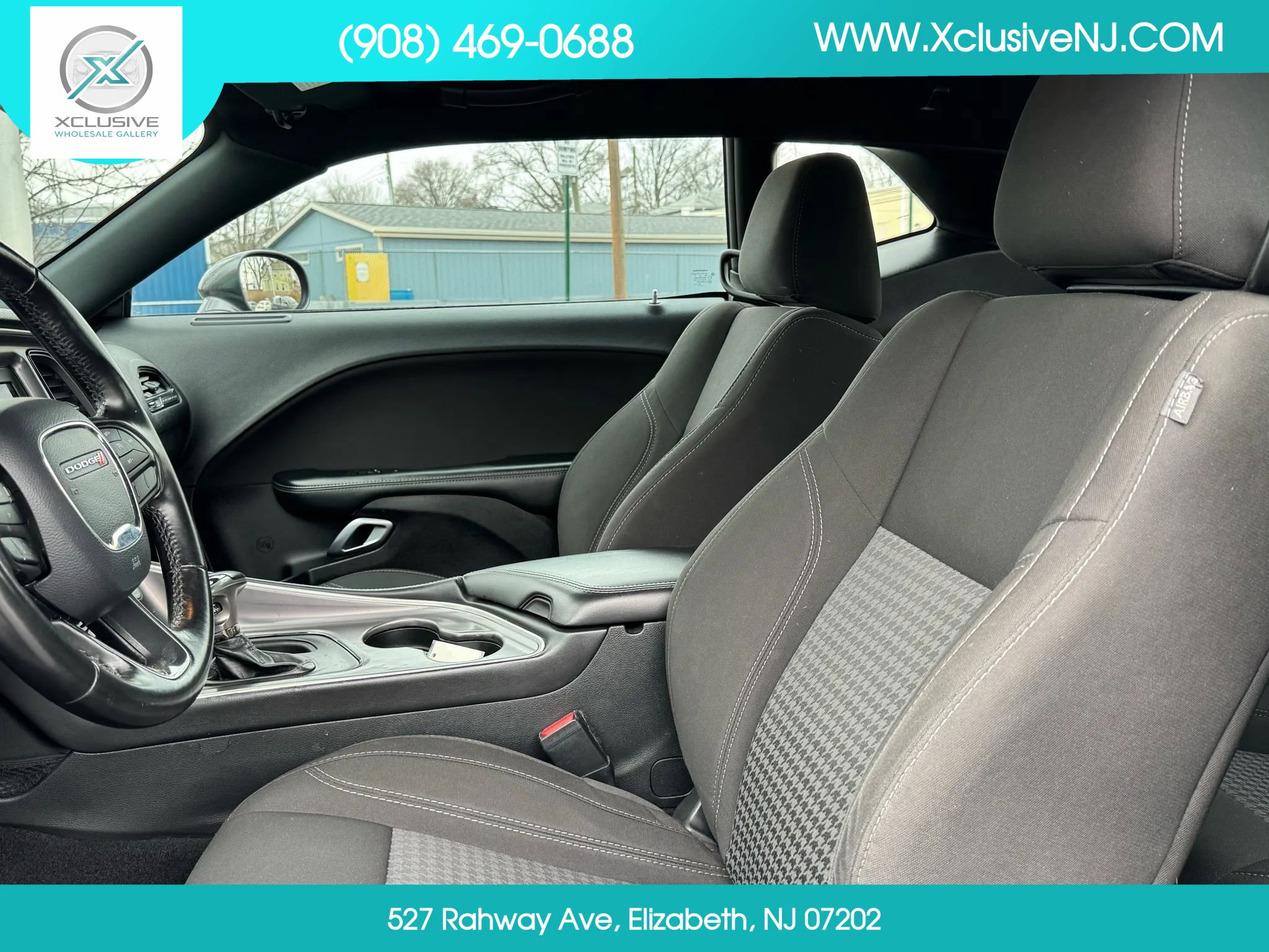 Used 2020 Dodge Challenger SXT image 8