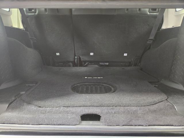 Used 2015 Jeep Wrangler Unlimited Sahara w/ Max Tow Package image 26