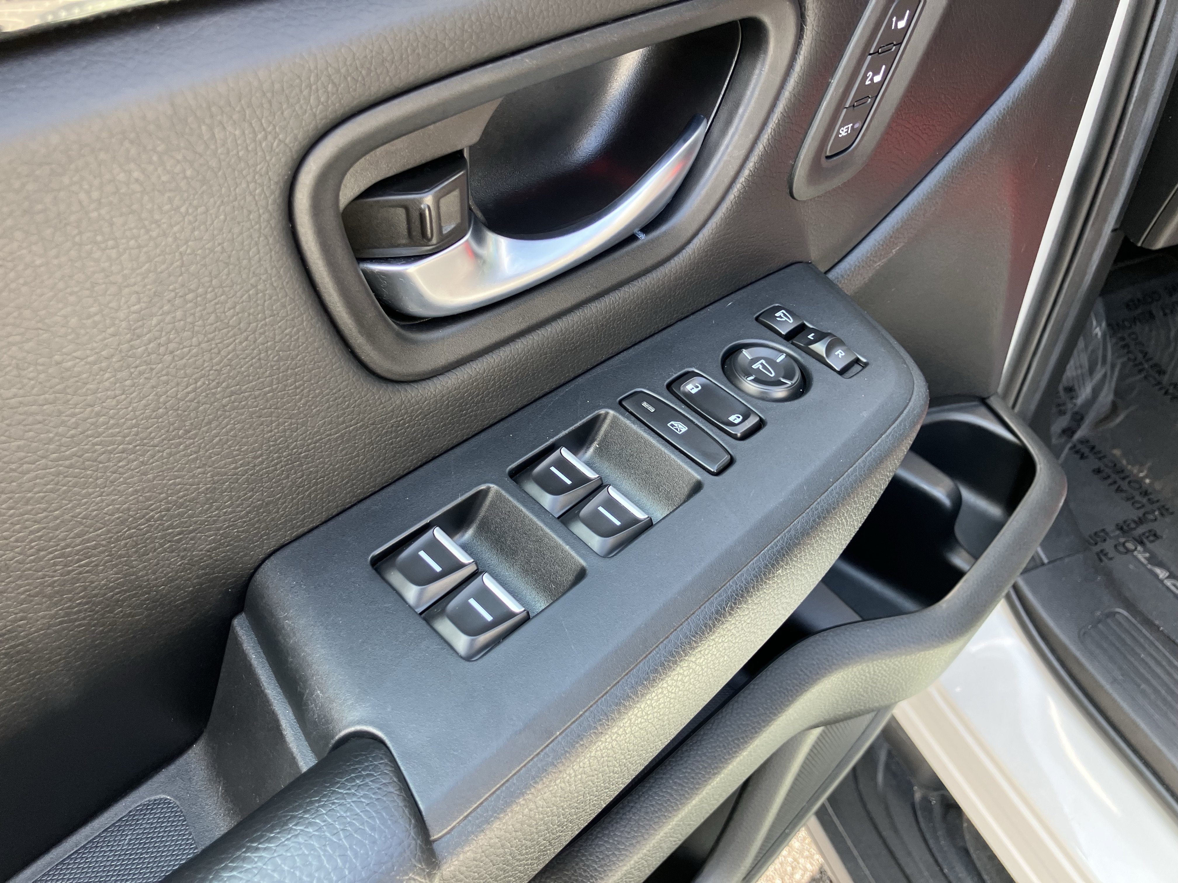 Certified 2025 Honda Pilot Black Edition image 15