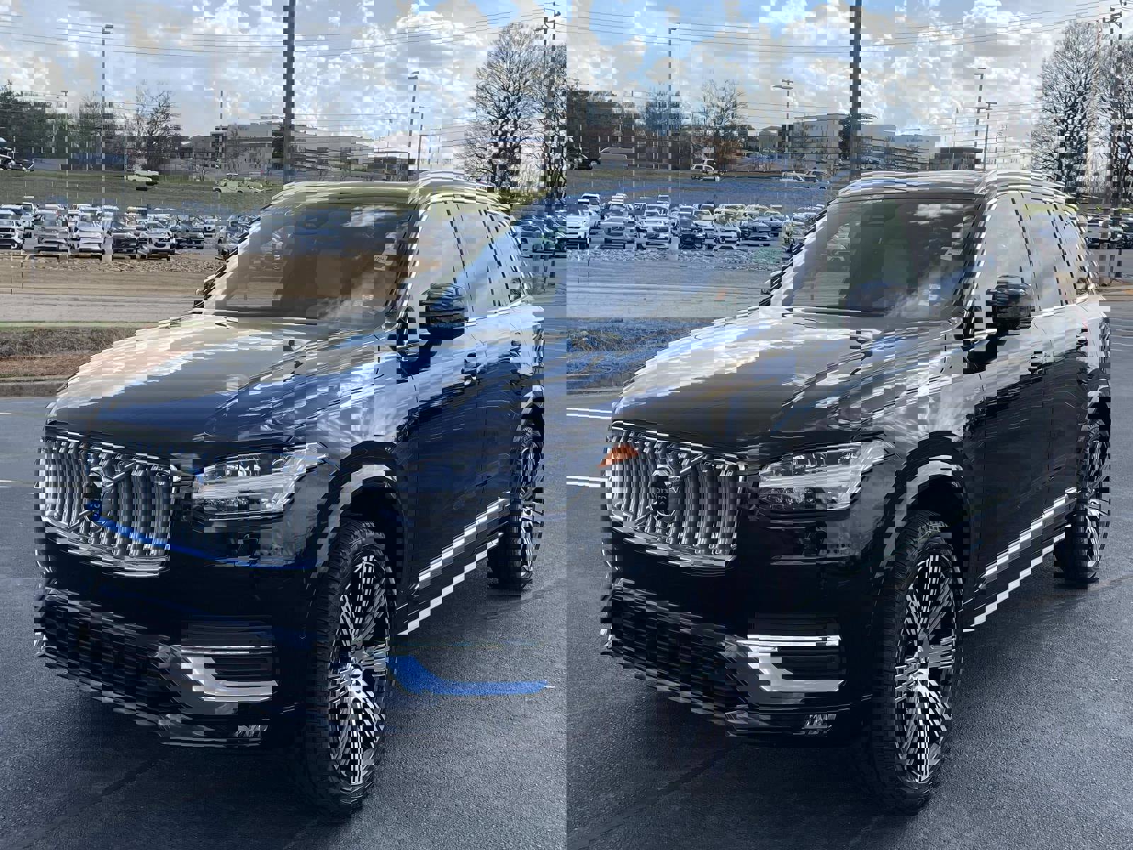 Certified 2024 Volvo XC90 B6 Ultimate image 3