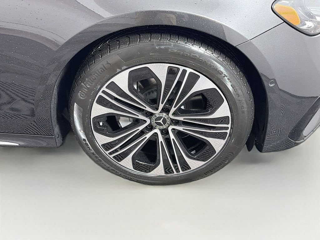 New 2026 Mercedes-Benz E 350 4MATIC Sedan image 34