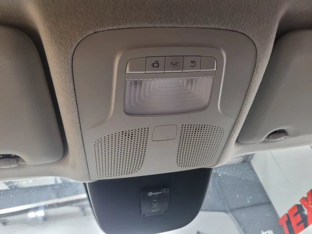 Used 2022 Mercedes-Benz Metris image 62