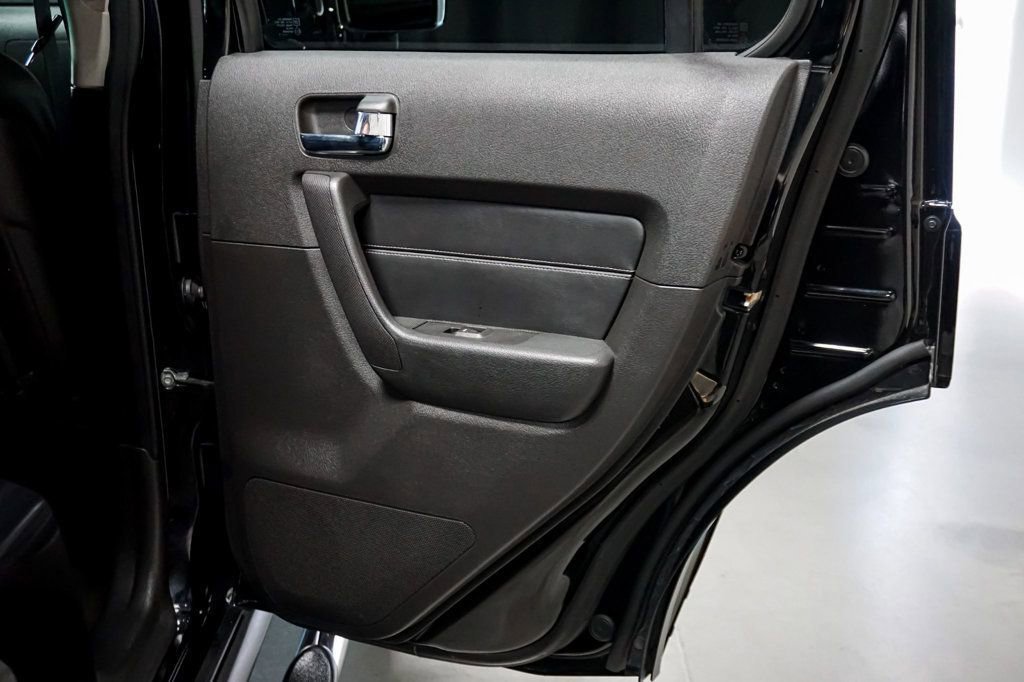 Used 2009 HUMMER H3 Alpha image 58