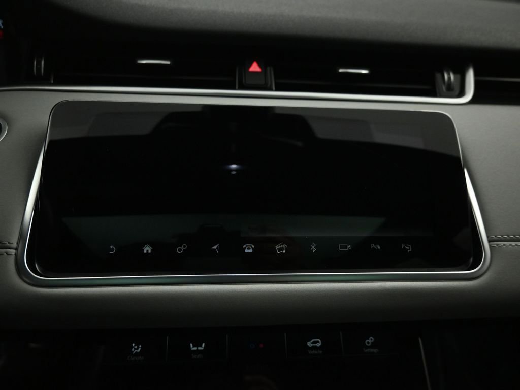 Used 2020 Land Rover Range Rover Evoque SE image 13