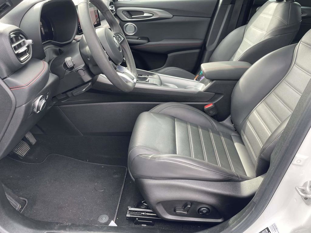 Used 2023 Dodge Hornet GT Plus AWD/4WD image 13