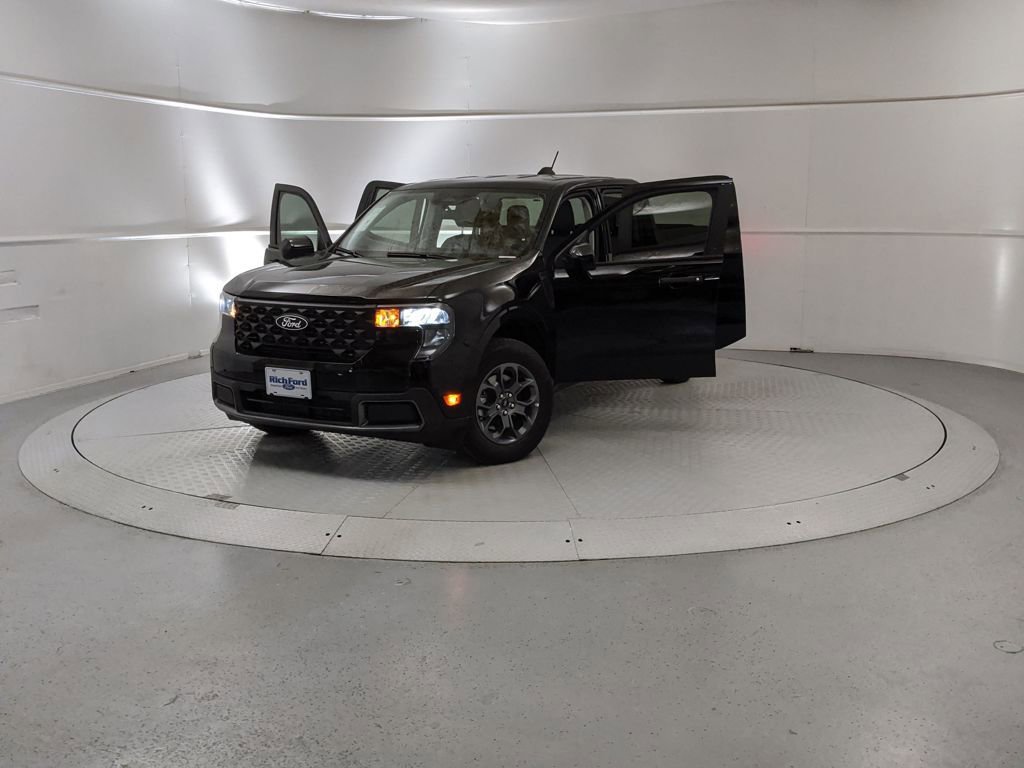 New 2025 Ford Maverick XLT w/ XLT Luxury Package image 12