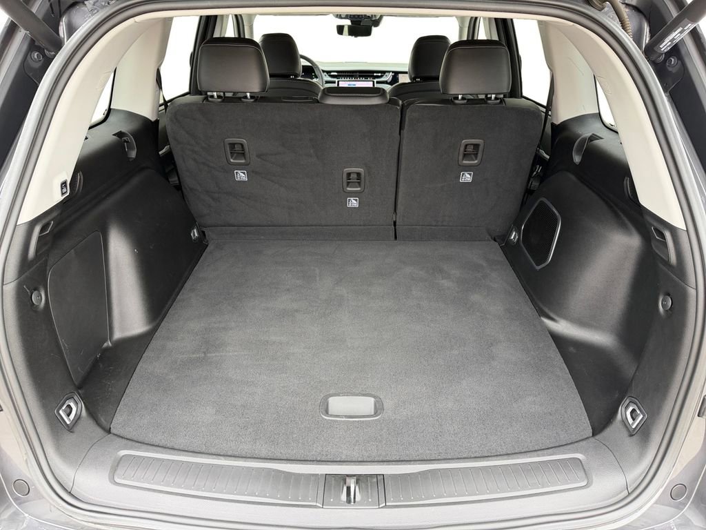 Used 2023 Jeep Grand Cherokee 4WD 4xe w/ Luxury Tech Group II image 21