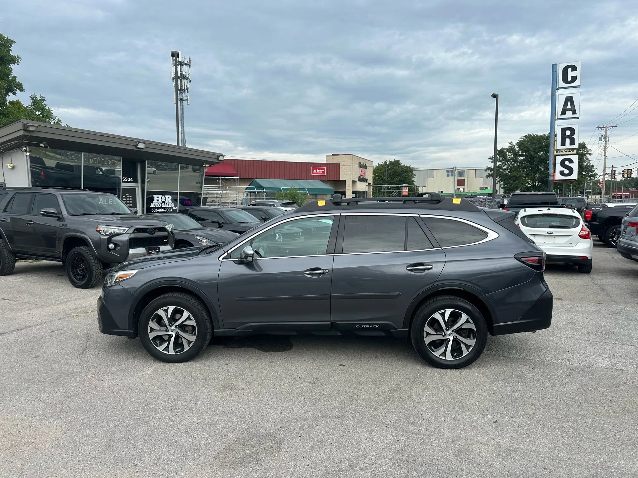 Used 2021 Subaru Outback Touring image 2