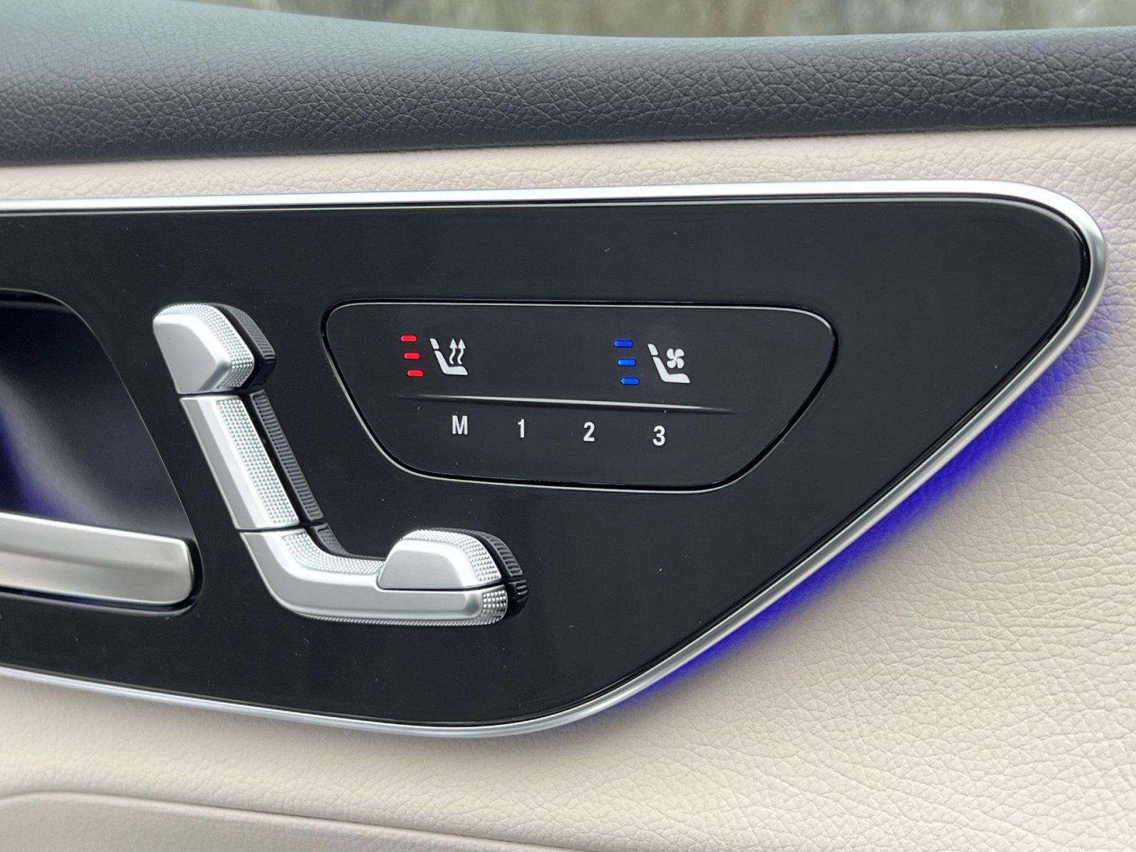 New 2026 Mercedes-Benz GLC 300 4MATIC image 33