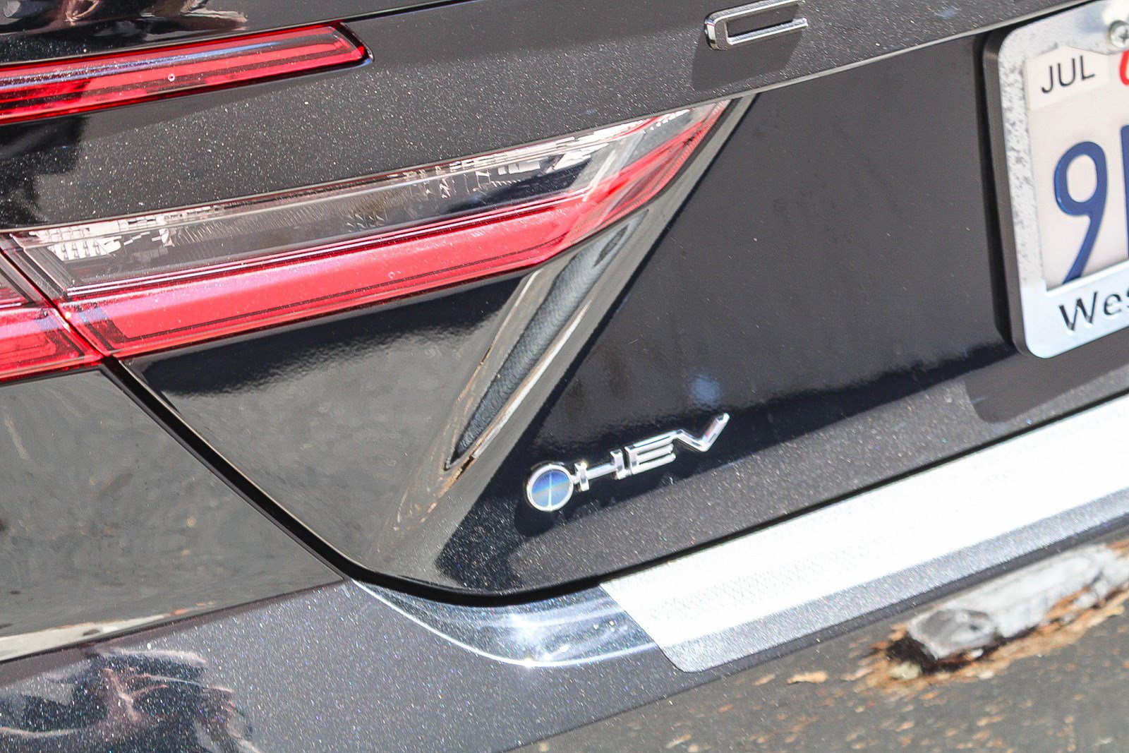 Certified 2025 Toyota Camry SE FWD image 15