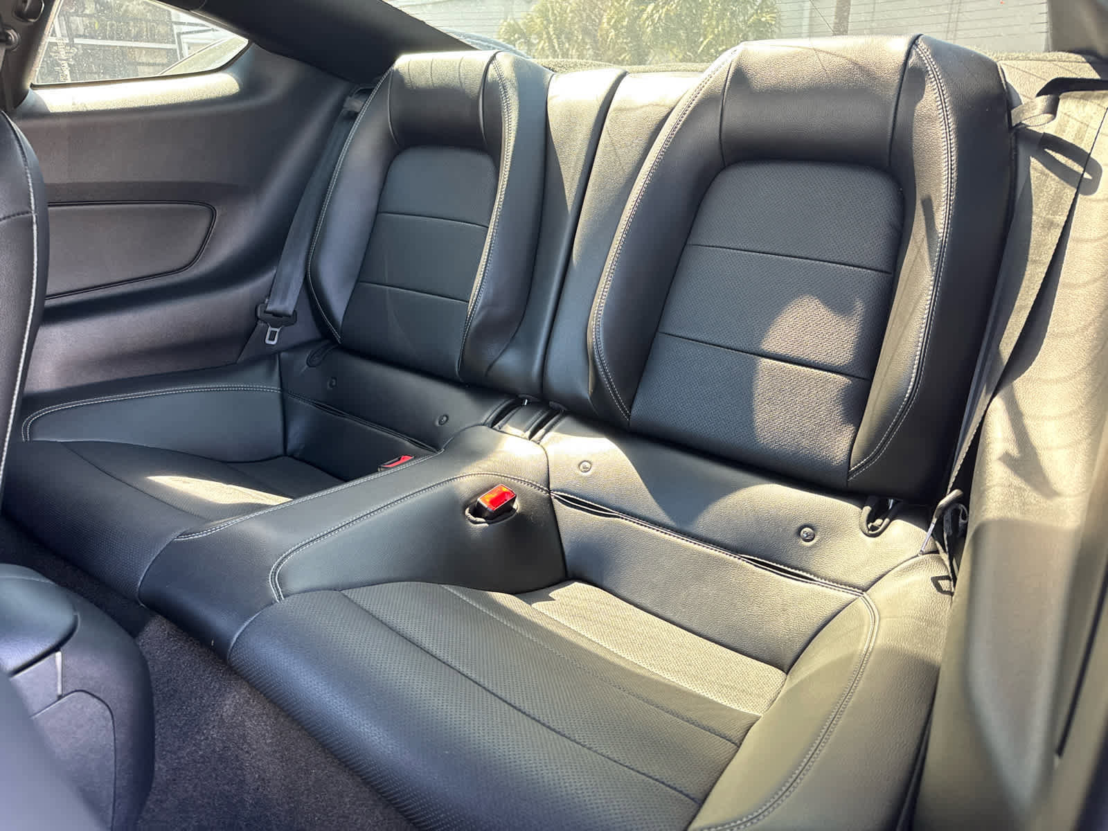 Used 2018 Ford Mustang Premium w/ Ecoboost Performance Package RWD image 34