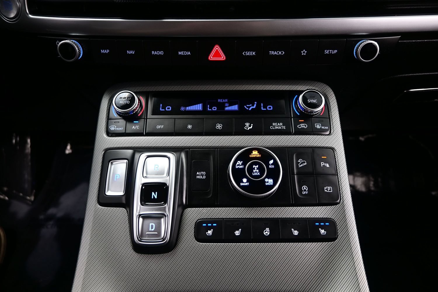 Certified 2023 Hyundai Palisade SEL w/ Winter Package AWD/4WD image 22