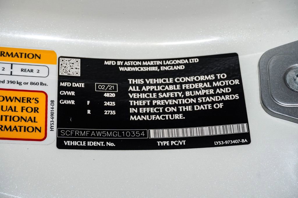 Used 2021 Aston Martin DB11 Coupe image 36