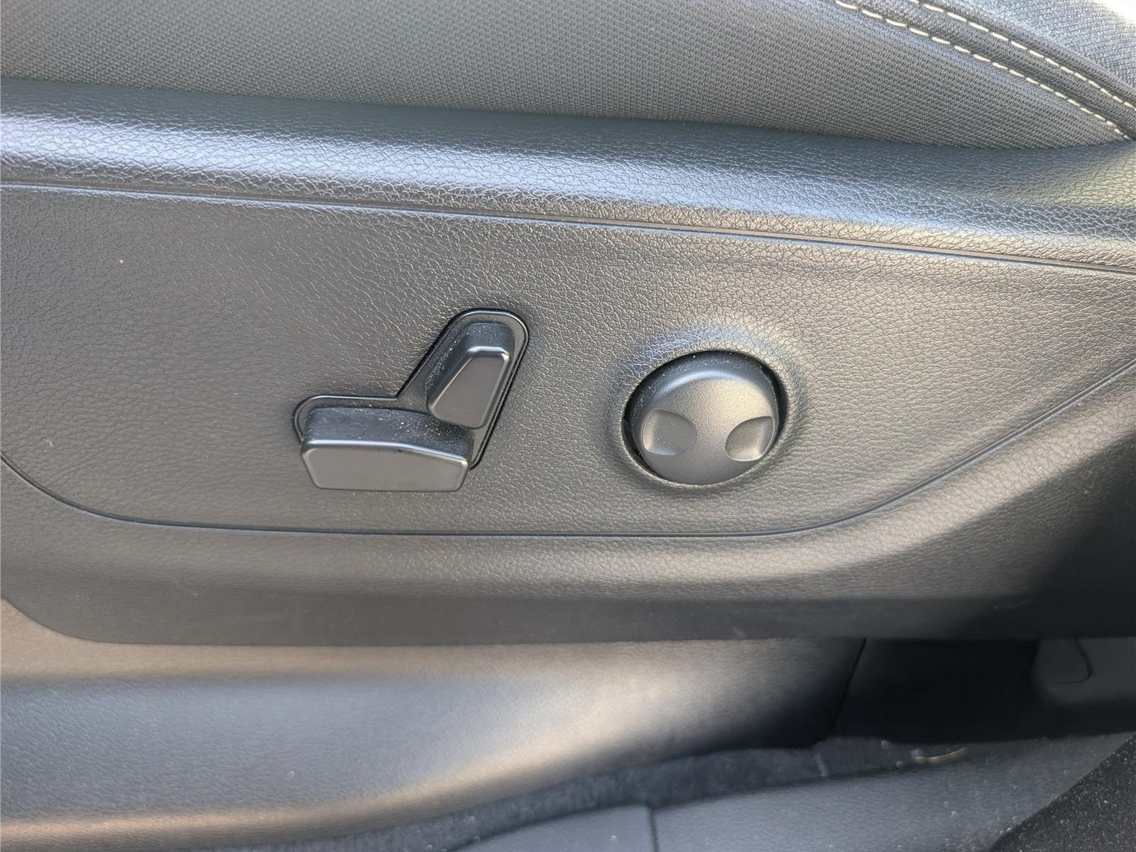 Used 2025 RAM 1500 Big Horn AWD/4WD image 19