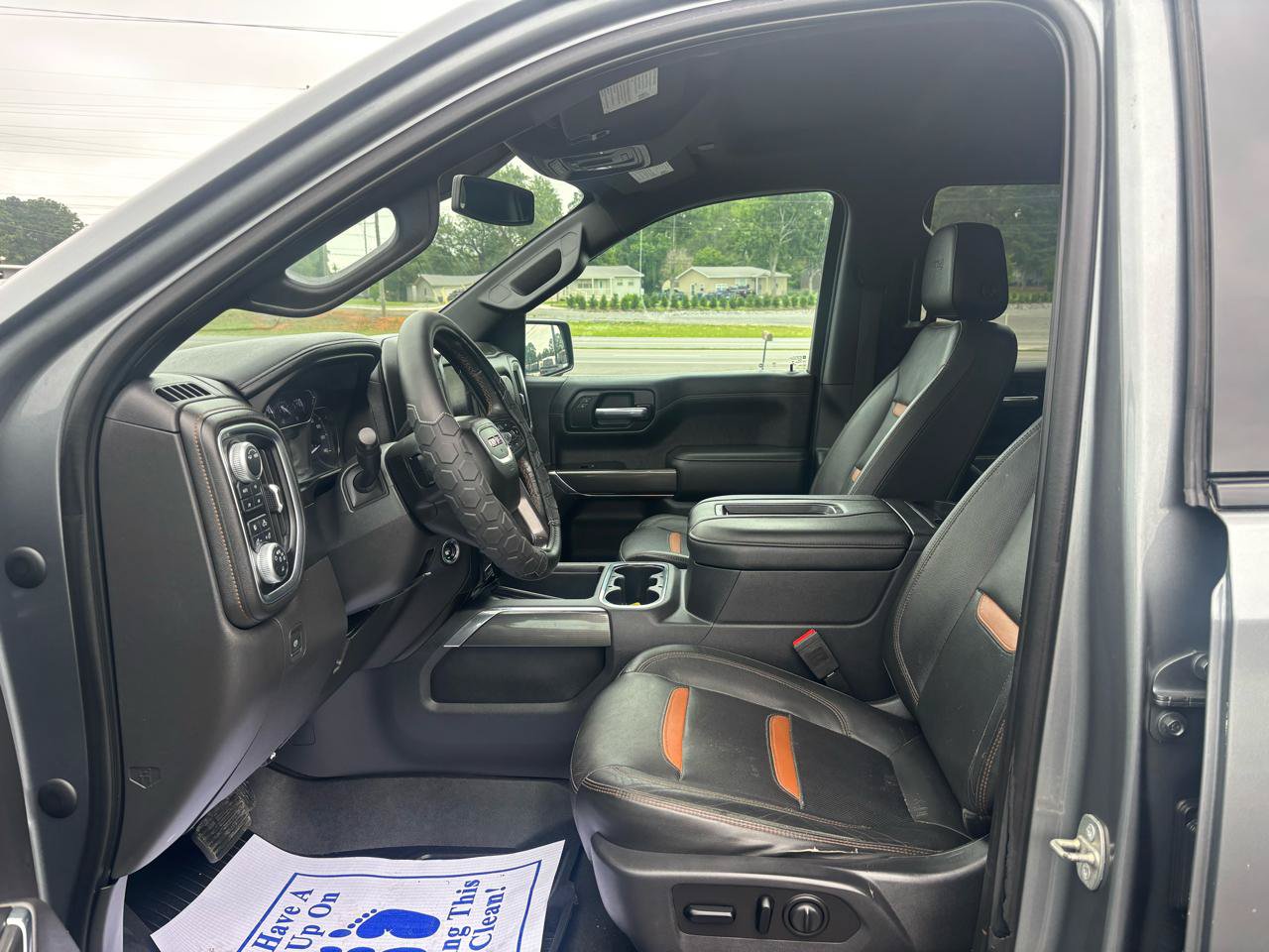 Used 2020 GMC Sierra 1500 AT4 w/ AT4 Preferred Package AWD/4WD image 11