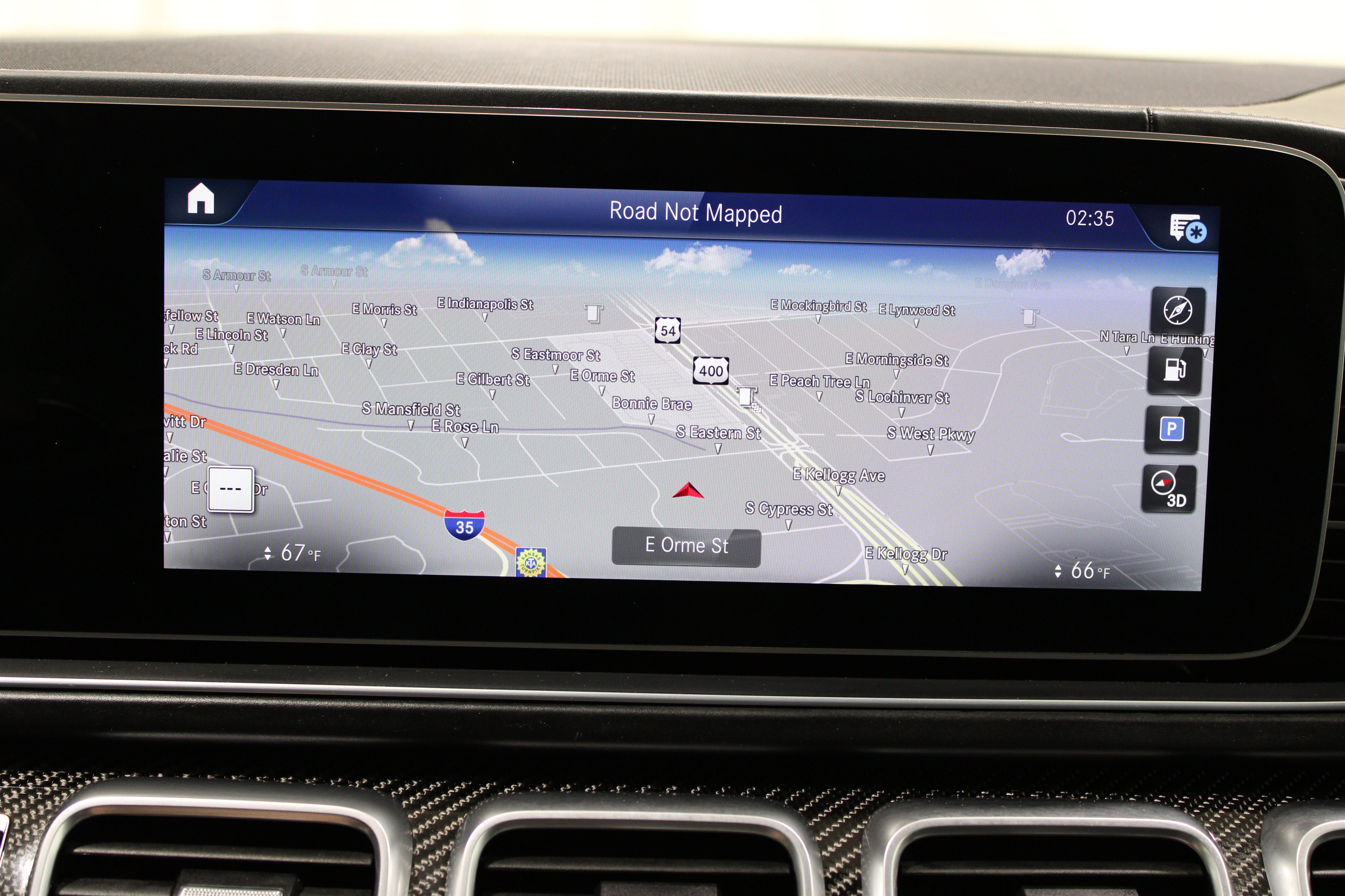 Used 2023 Mercedes-Benz GLS 63 AMG 4MATIC w/ Warmth & Comfort Package image 23