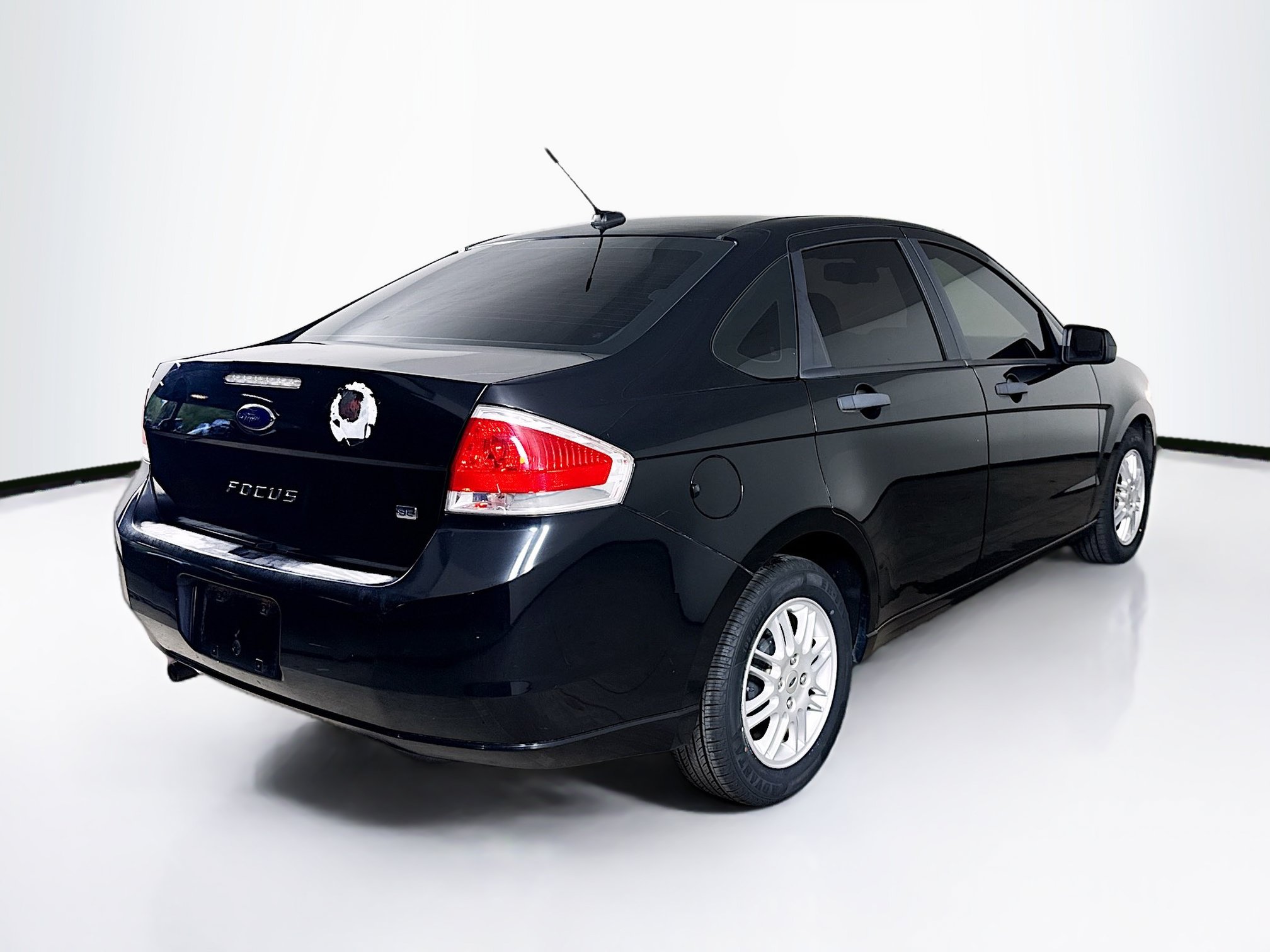 Used 2010 Ford Focus SE FWD image 29