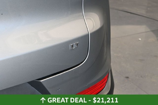 Used 2025 Chevrolet TrailBlazer LT AWD/4WD image 13